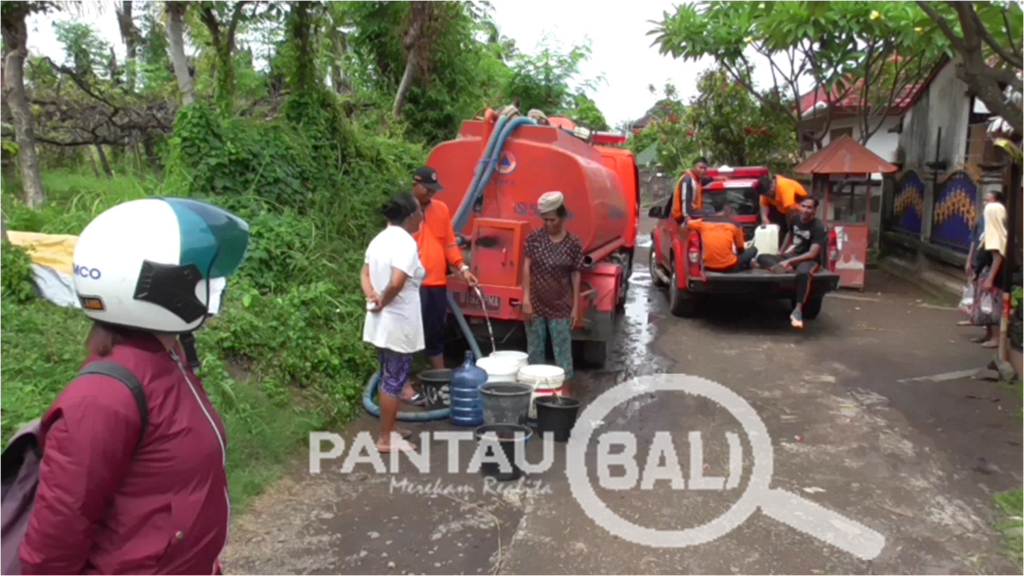 Korban Bencana Di Buleleng Alami Krisis Air Bersih ...